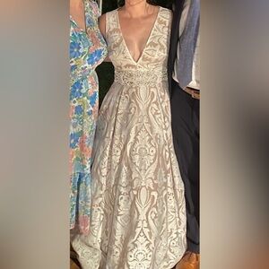 Mac Duggal Wedding dress. Size 10.